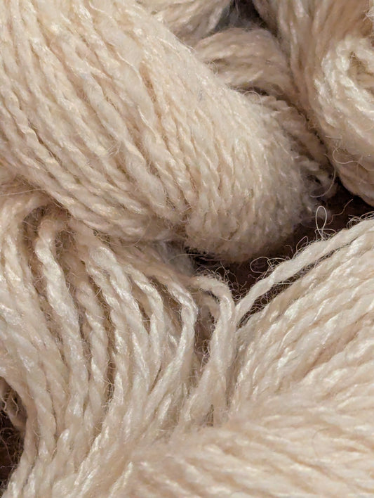 Hand spun 50% Lotus fiber, 50% alpaca 205 yds, 2 oz