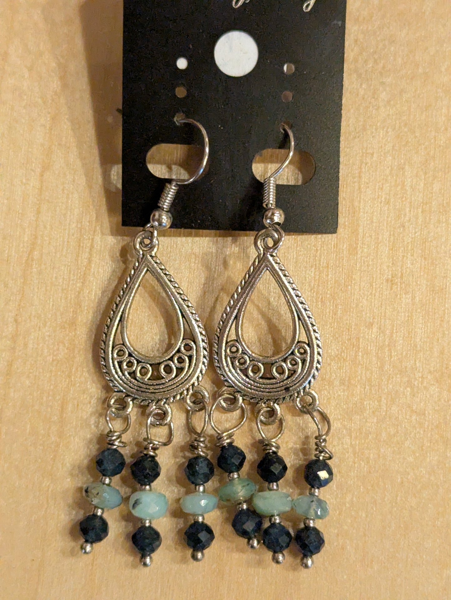 Earrings: Delicate drops