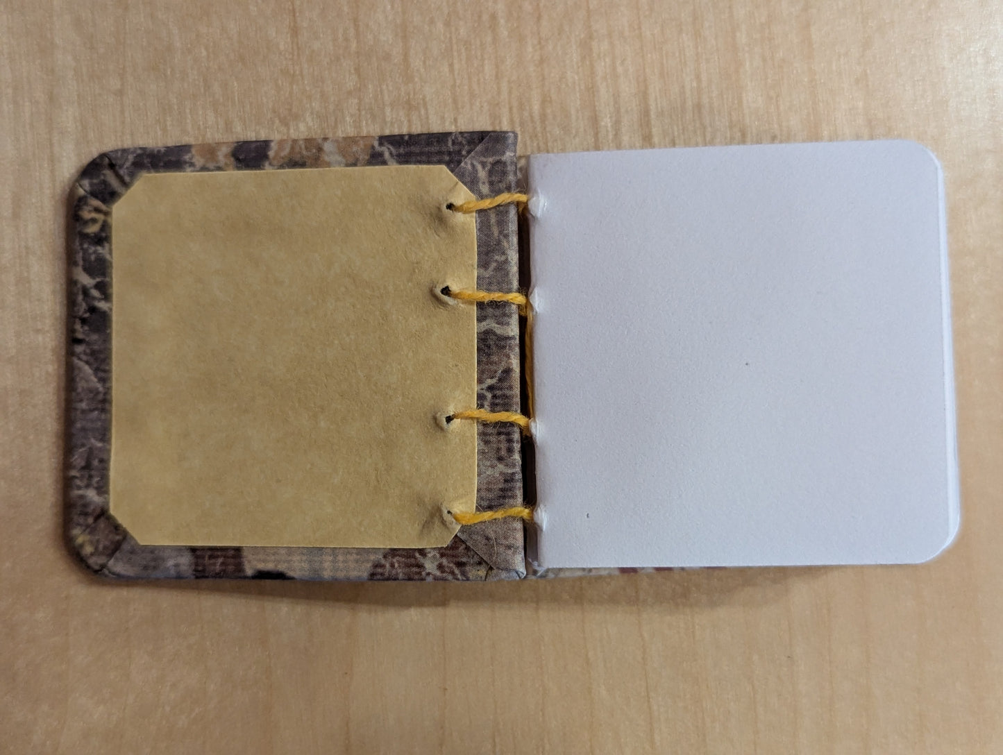 Journal: Vintage mini book