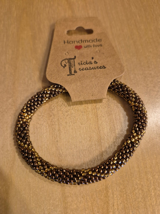 Bracelet: Golden bead