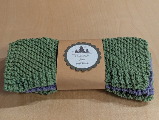 These lavender and sage green towels help bring the outside inside