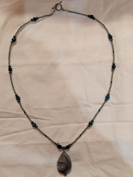Necklace: Champagne Agate with blue and grey beads