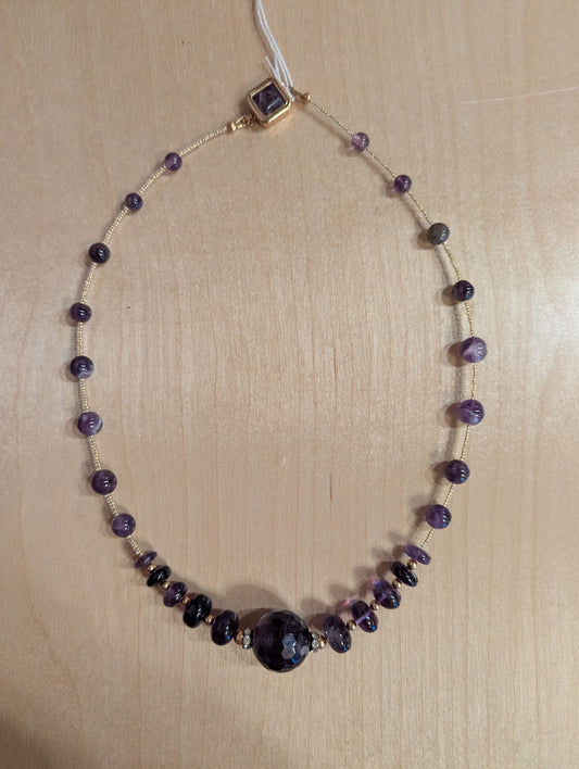 Necklace: Amethyst Elegance