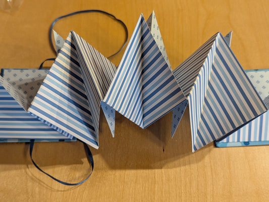 Expanding journal: Fun blue patterns