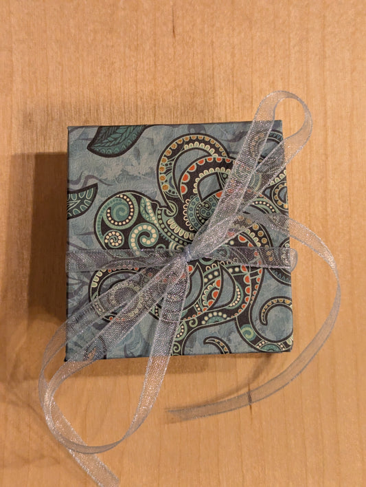 Expanding journal: Undersea life